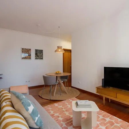 Apartment Madalenas Iii By An Island