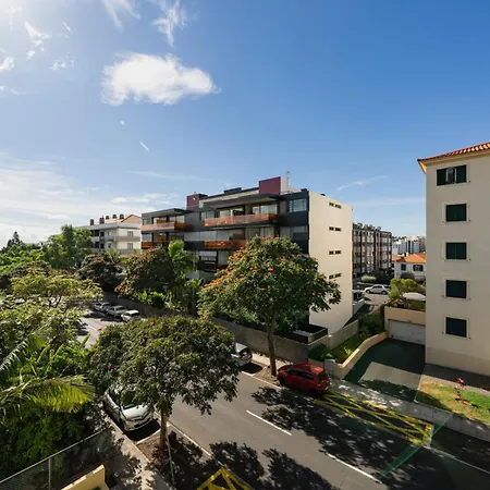 Apartment Madalenas Iii By An Island